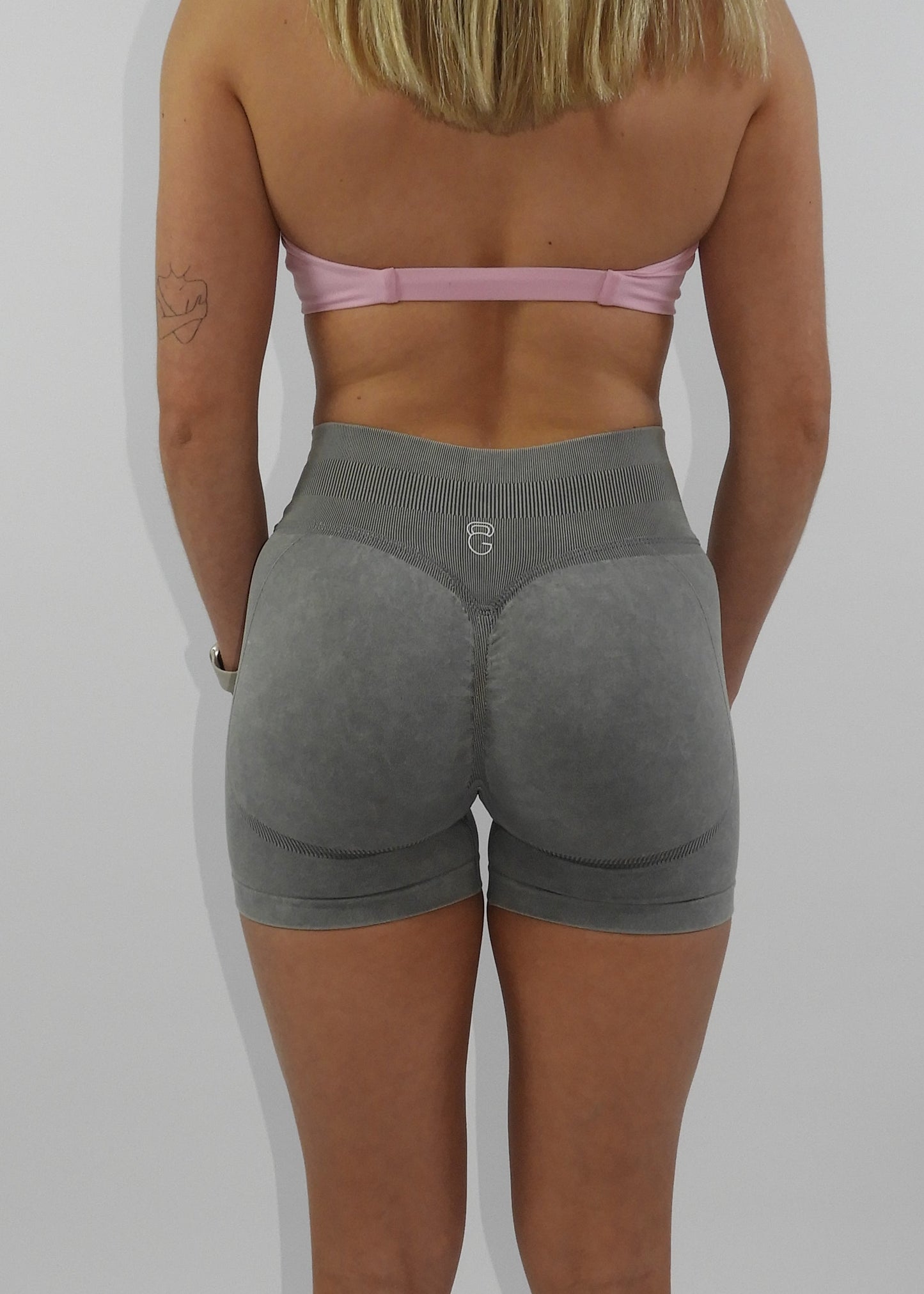 Mix & Glow shorts - Mistgrijs